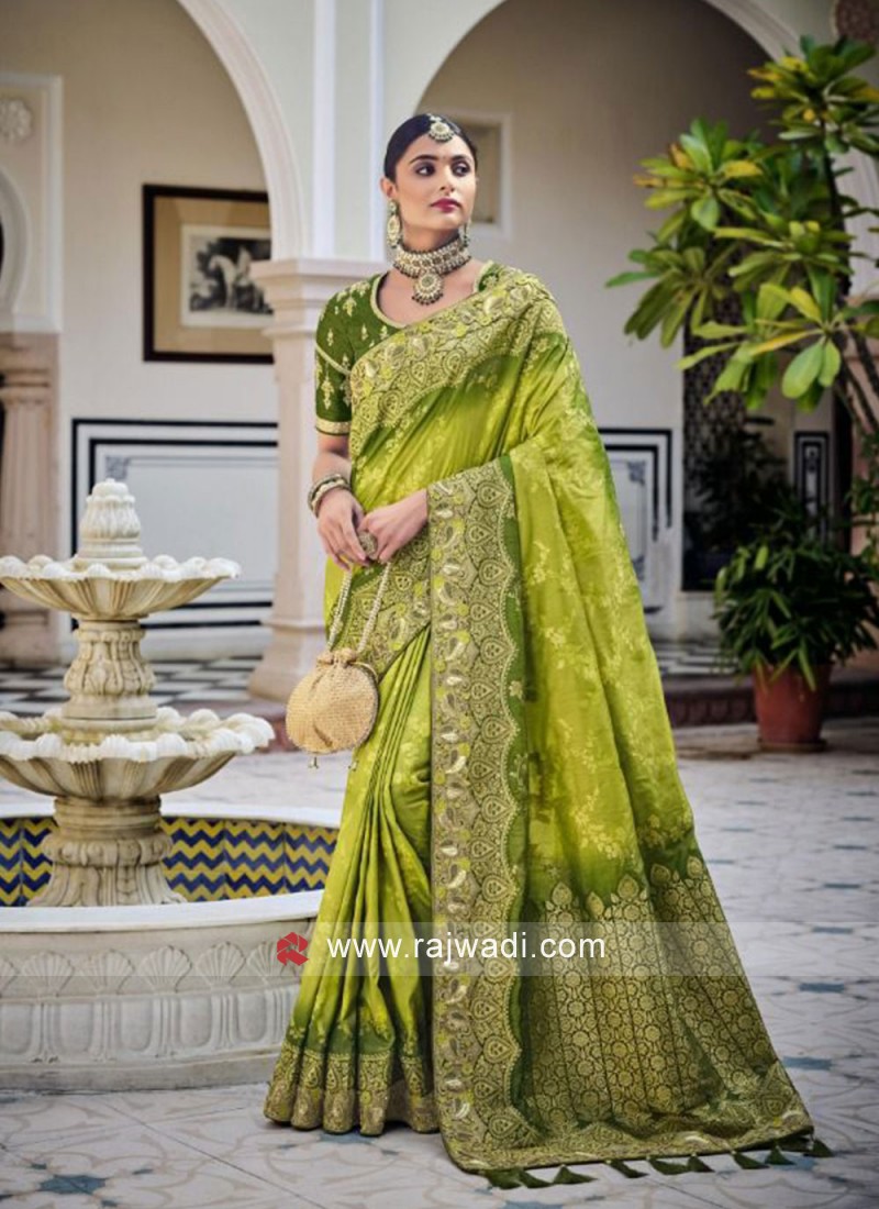 Distinctive Silk Designer Traditional Saree