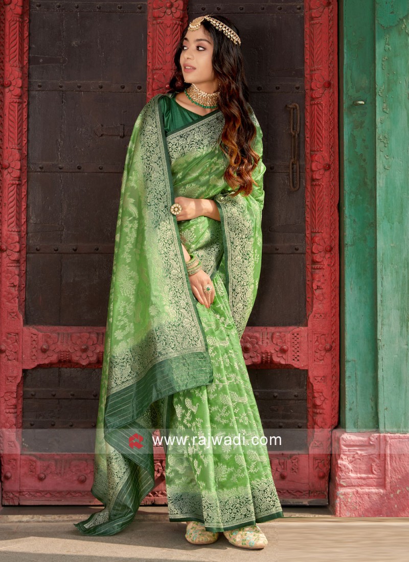 Exuberant Silk Weaving Designer Saree
