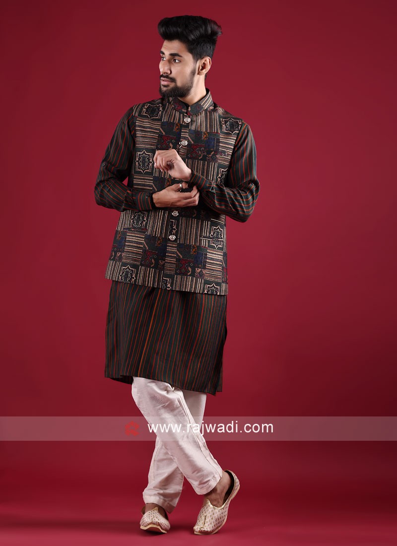 Stylish Printed Nehru Jacket In Green Color