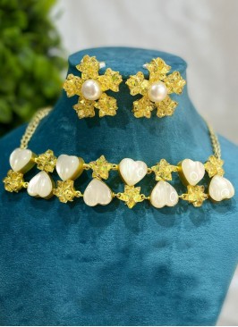Yellow Stones With Real Mother Of Pearl Necklace Set With Earrings