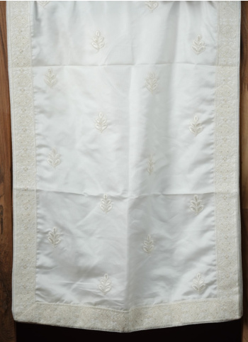 Off White Embroidered Dupatta In Chaderi Fabric