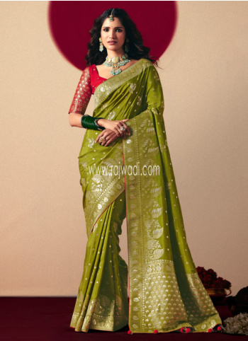 Mehndi Green Woven Banarasi Silk Saree